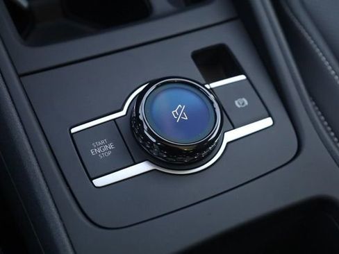 New 2026 Volkswagen Tiguan SE AWD/4WD image 18