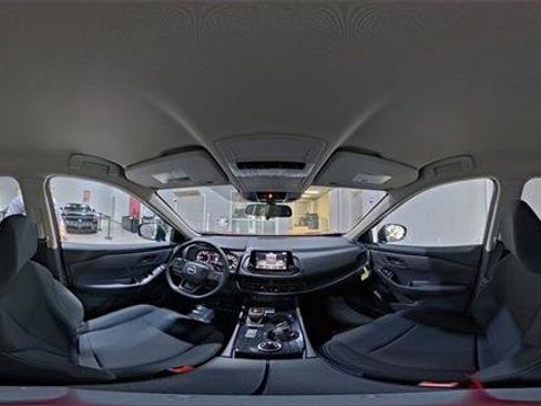Used 2025 Nissan Rogue S AWD/4WD image 17