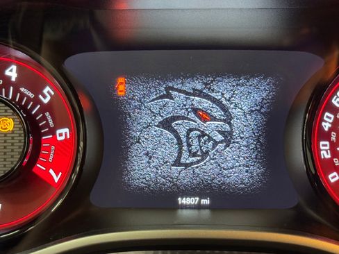 Used 2019 Dodge Challenger SRT Hellcat Redeye RWD image 23