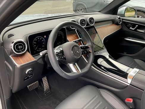 Certified 2025 Mercedes-Benz GLC 350e 4MATIC image 8
