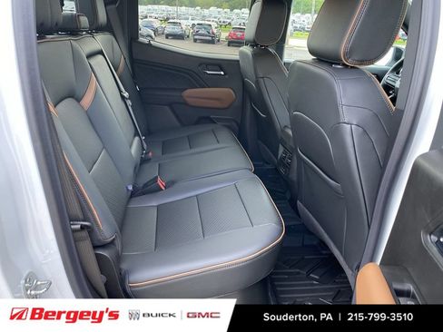New 2026 GMC Canyon AT4 w/ Technology Plus Package AWD/4WD image 29