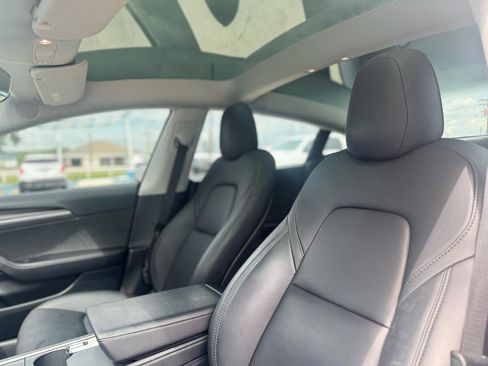 Used 2023 Tesla Model 3 Standard Range image 49