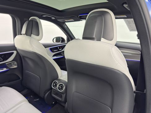 Used 2023 Mercedes-Benz GLC 300 w/ AMG Line image 42