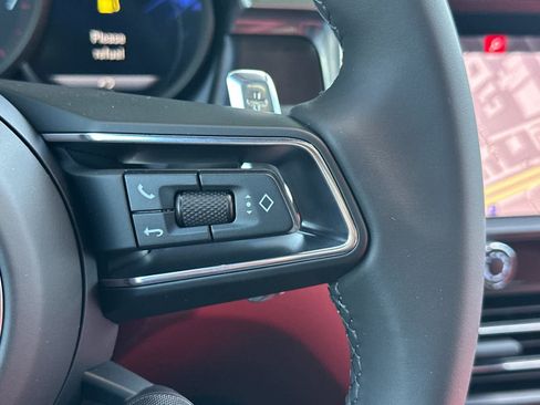 New 2026 Porsche Macan GTS AWD/4WD image 27