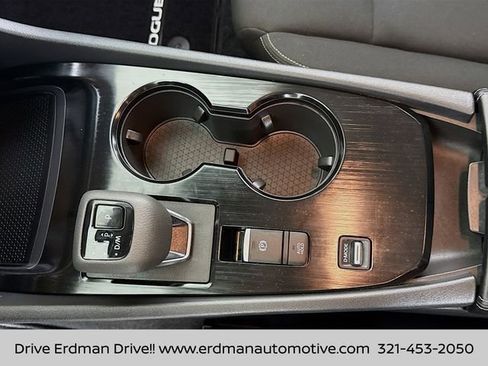 Certified 2025 Nissan Rogue S image 18