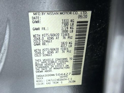 Used 2021 Nissan Titan SL w/ Moonroof Package image 25