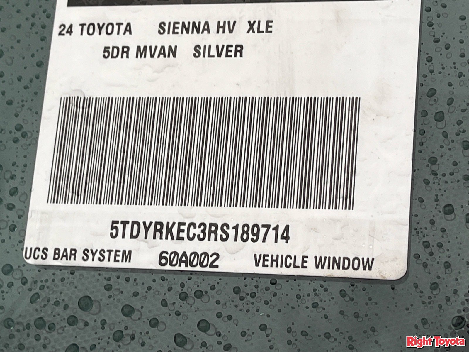 Certified 2024 Toyota Sienna XLE FWD image 36