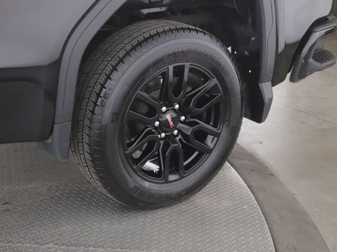 Used 2025 GMC Sierra 1500 Elevation AWD/4WD image 14