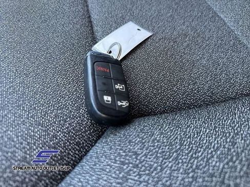 Used 2023 RAM ProMaster 2500 image 27