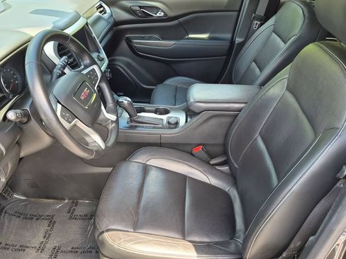 Used 2017 GMC Acadia SLT AWD/4WD image 12