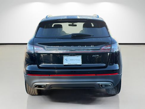 Used 2020 Lincoln Nautilus Reserve w/ Equipment Group 201A FWD image 2