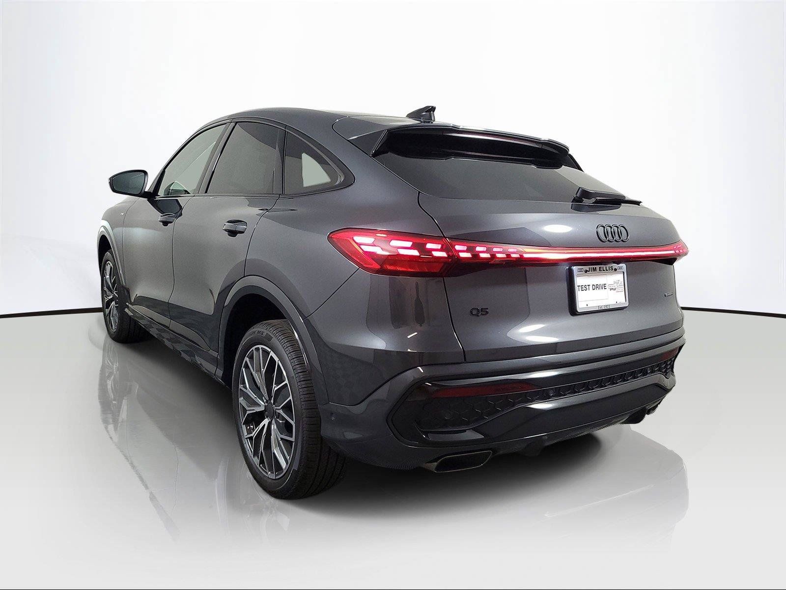New 2026 Audi Q5 Premium Plus AWD/4WD image 4