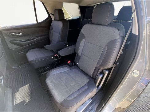 Used 2020 Chevrolet Traverse LT image 26