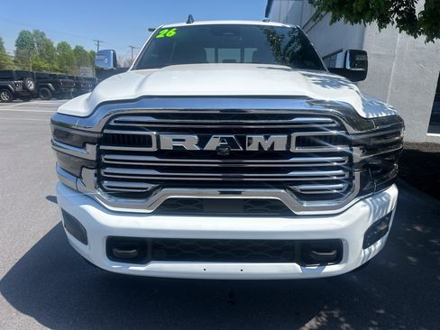 Used 2026 RAM 2500 Laramie AWD/4WD image 10