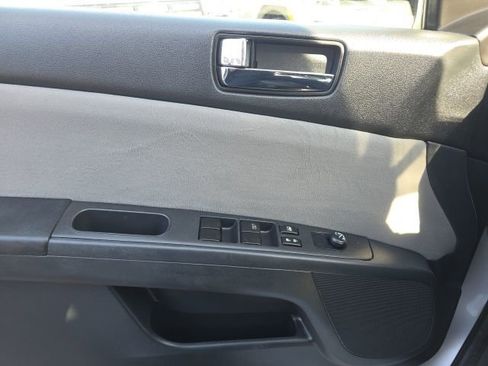 Used 2012 Nissan Sentra 2.0 SR w/ Special Edition Pkg image 11