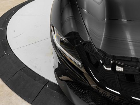 Certified 2025 Ferrari Roma Spider RWD image 44