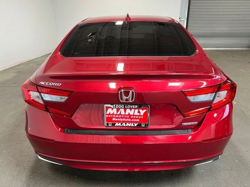 Used 2020 Honda Accord EX image 4
