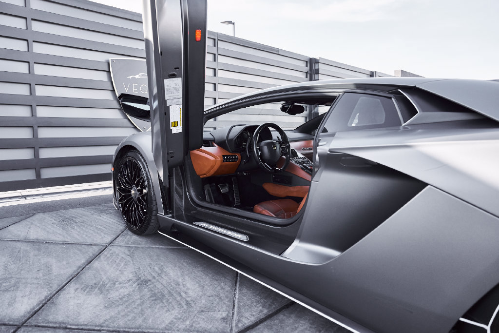Used 2018 Lamborghini Aventador S AWD/4WD image 38