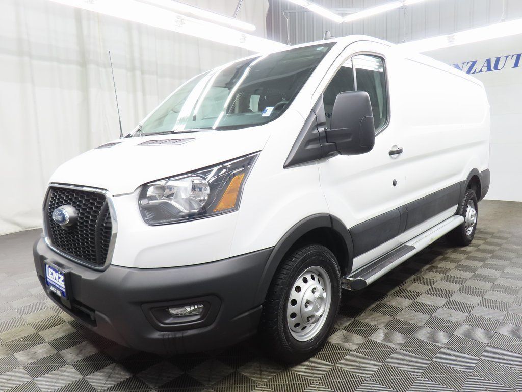 Used 2024 Ford Transit 250 Low Roof AWD w/ Exterior Upgrade Package image 7