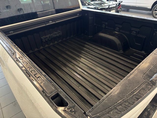 Certified 2023 Chevrolet Silverado 1500 High Country AWD/4WD image 48