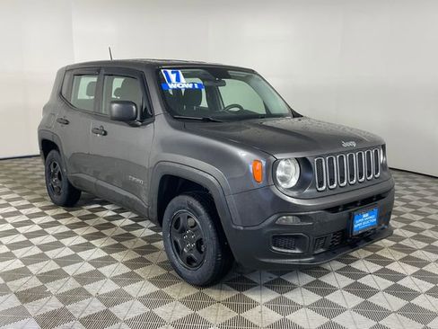 Used 2017 Jeep Renegade Sport w/ Power & Air Group image 18