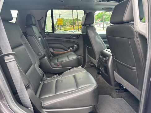 Used 2018 Chevrolet Tahoe Premier AWD/4WD image 12