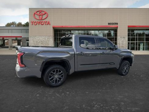 Used 2023 Toyota Tundra Platinum AWD/4WD image 5