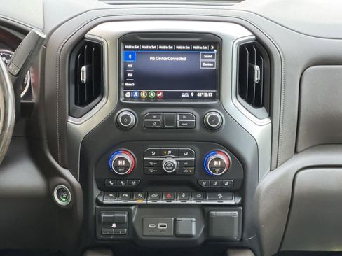 Used 2019 Chevrolet Silverado 1500 LTZ w/ LTZ Plus Package image 17