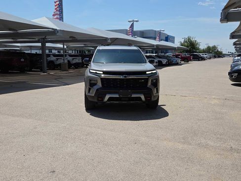 Used 2026 Chevrolet Traverse Z71 w/ Enhanced Driving Package AWD/4WD image 3