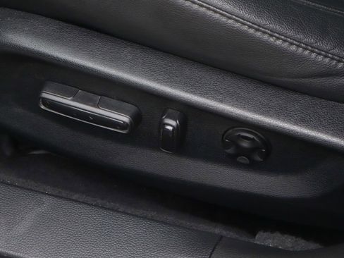 Used 2021 Honda Accord Touring image 19