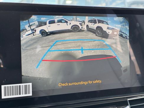 New 2026 Toyota Sienna XLE AWD/4WD image 21