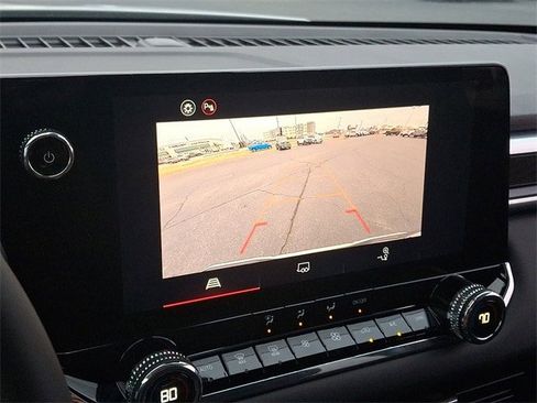 New 2026 GMC Canyon Elevation w/ Convenience Package image 14