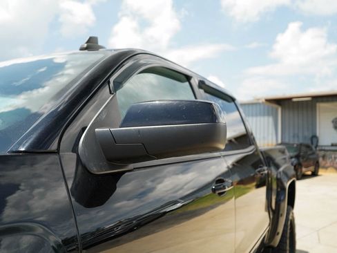 Used 2018 Chevrolet Silverado 1500 LT w/ Texas Edition AWD/4WD image 23