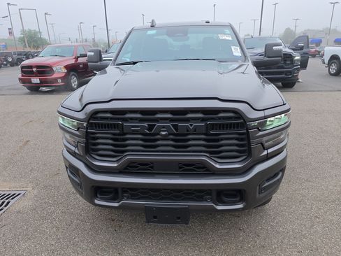 Used 2025 RAM 2500 Big Horn AWD/4WD image 8