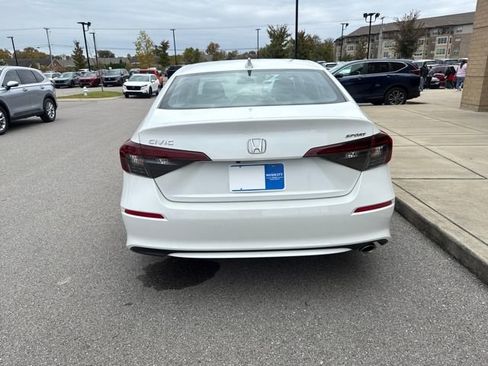 Certified 2025 Honda Civic Sport image 3