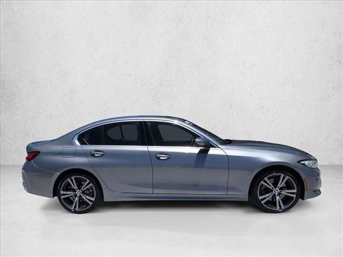 Used 2024 BMW 330i Sedan w/ Convenience Package RWD image 4