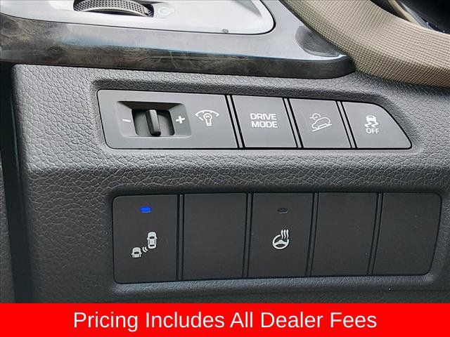 Used 2017 Hyundai Santa Fe Sport FWD image 25