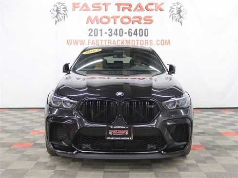 Used 2022 BMW X6 M w/ Competition Package image 2