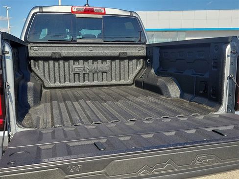 New 2026 GMC Canyon Elevation w/ Convenience Package image 15