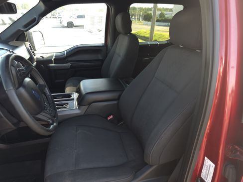 Used 2018 Ford F150 XLT w/ Equipment Group 302A Luxury RWD image 16