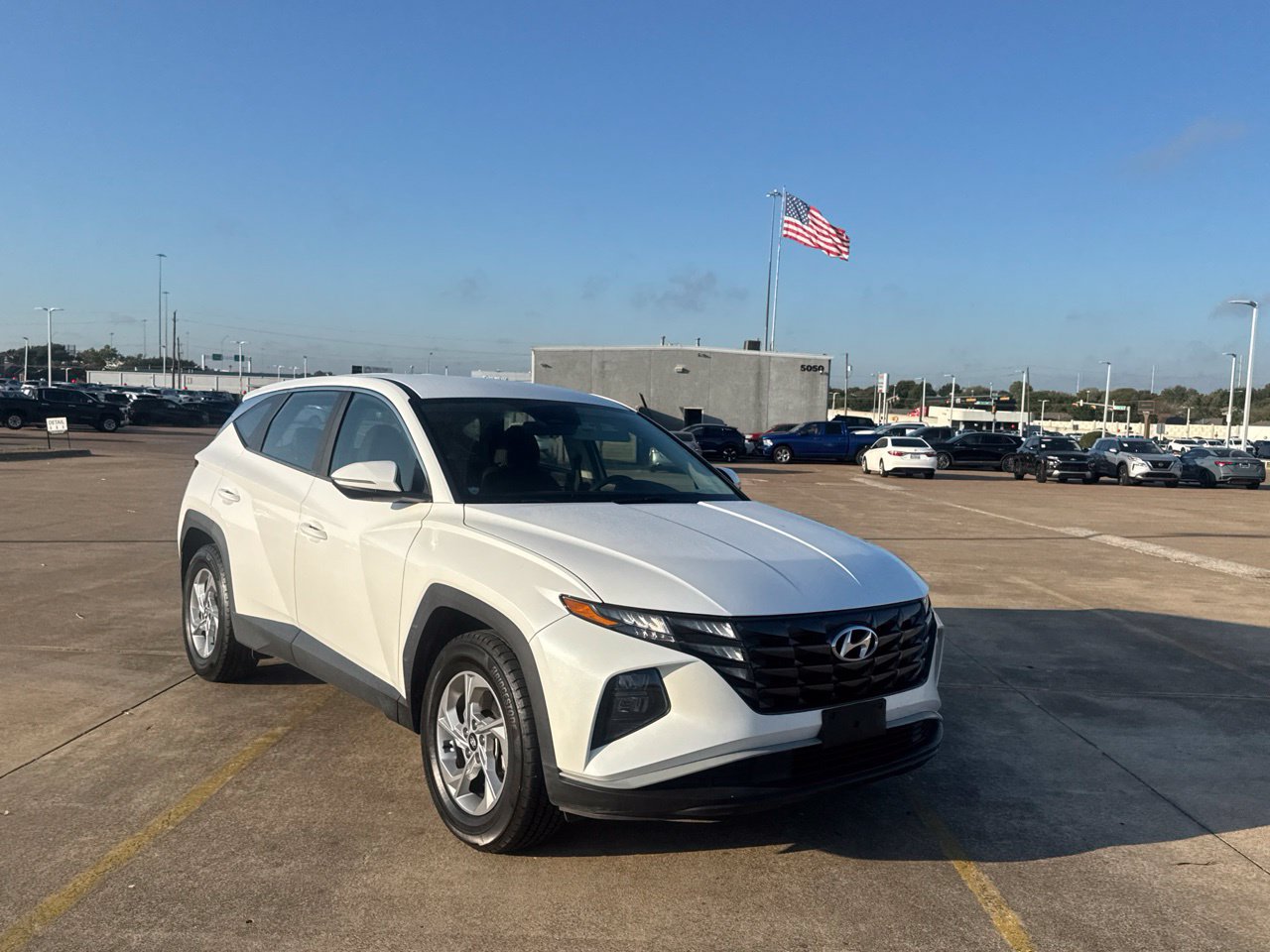 Used 2022 Hyundai Tucson SE w/ Cargo Package FWD image 4