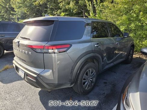 Used 2022 Nissan Pathfinder S FWD image 7