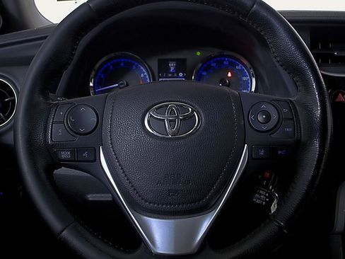 Used 2019 Toyota Corolla SE image 22