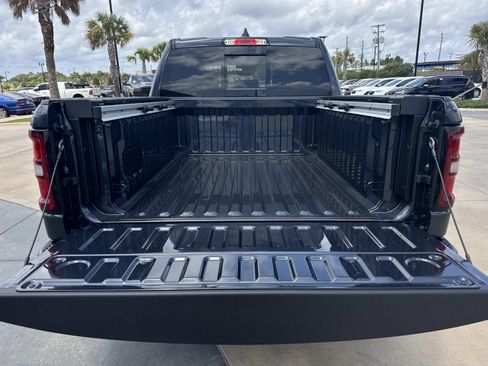 New 2026 RAM 1500 4x4 Crew Cab image 8
