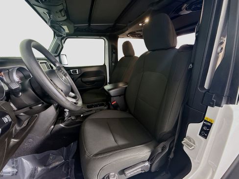 Used 2023 Jeep Wrangler Sport image 22