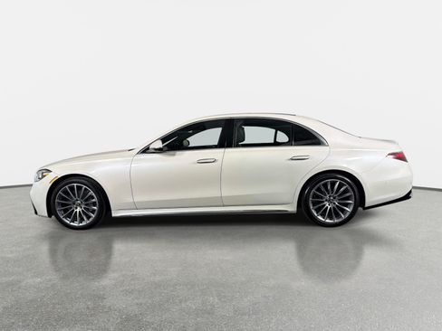 Used 2023 Mercedes-Benz S 500 4MATIC w/ AMG Line image 12