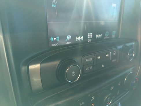 Used 2018 Chevrolet Silverado 2500 High Country w/ Duramax Plus Package image 26