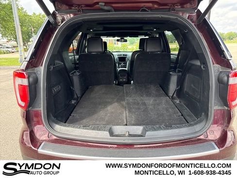 Used 2018 Ford Explorer Platinum image 8