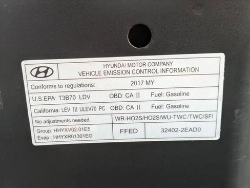 Used 2017 Hyundai Elantra SE image 22