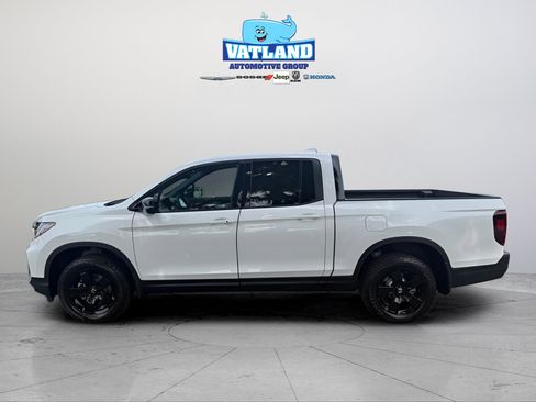 New 2026 Honda Ridgeline Black Edition image 2